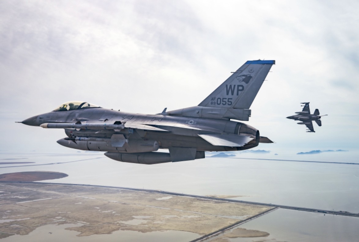 F-16戰鬥機最快本月5日就會進入烏克蘭。圖/取自美國空軍官網