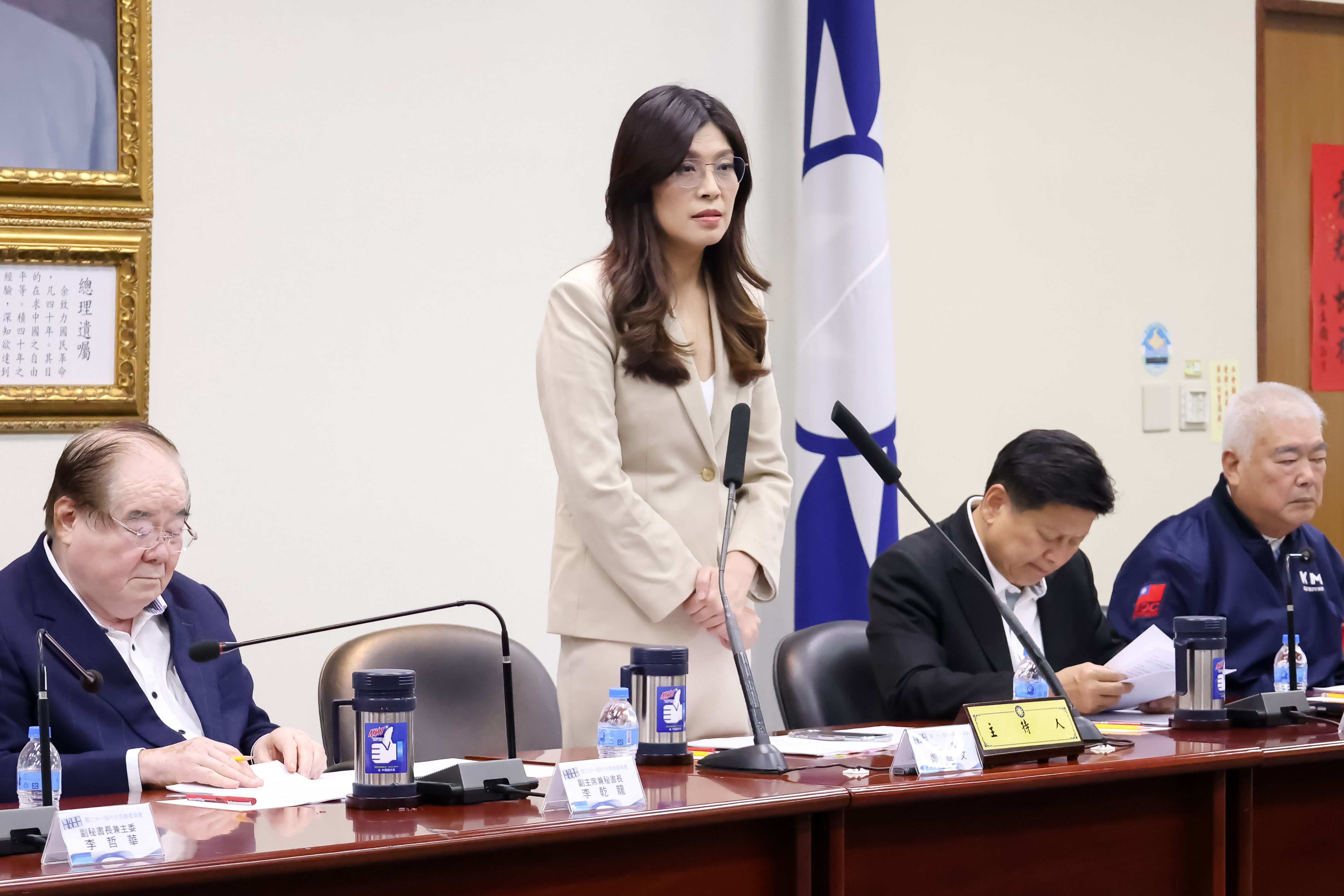 鄭麗文飆台語大罵賴清德13分鐘：不會駛船嫌溪彎