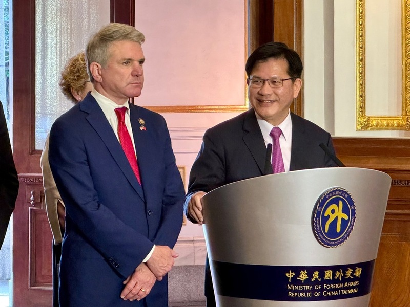 外交部長林佳龍表示，我與教廷的邦交關係沒有斷交的危險。圖/中央社
