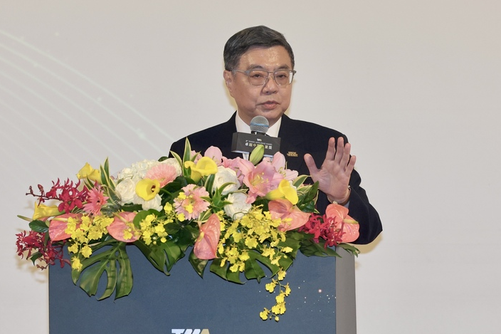 【有片】第八度覆議案遭否決　黃國昌：卓榮泰早就不適任