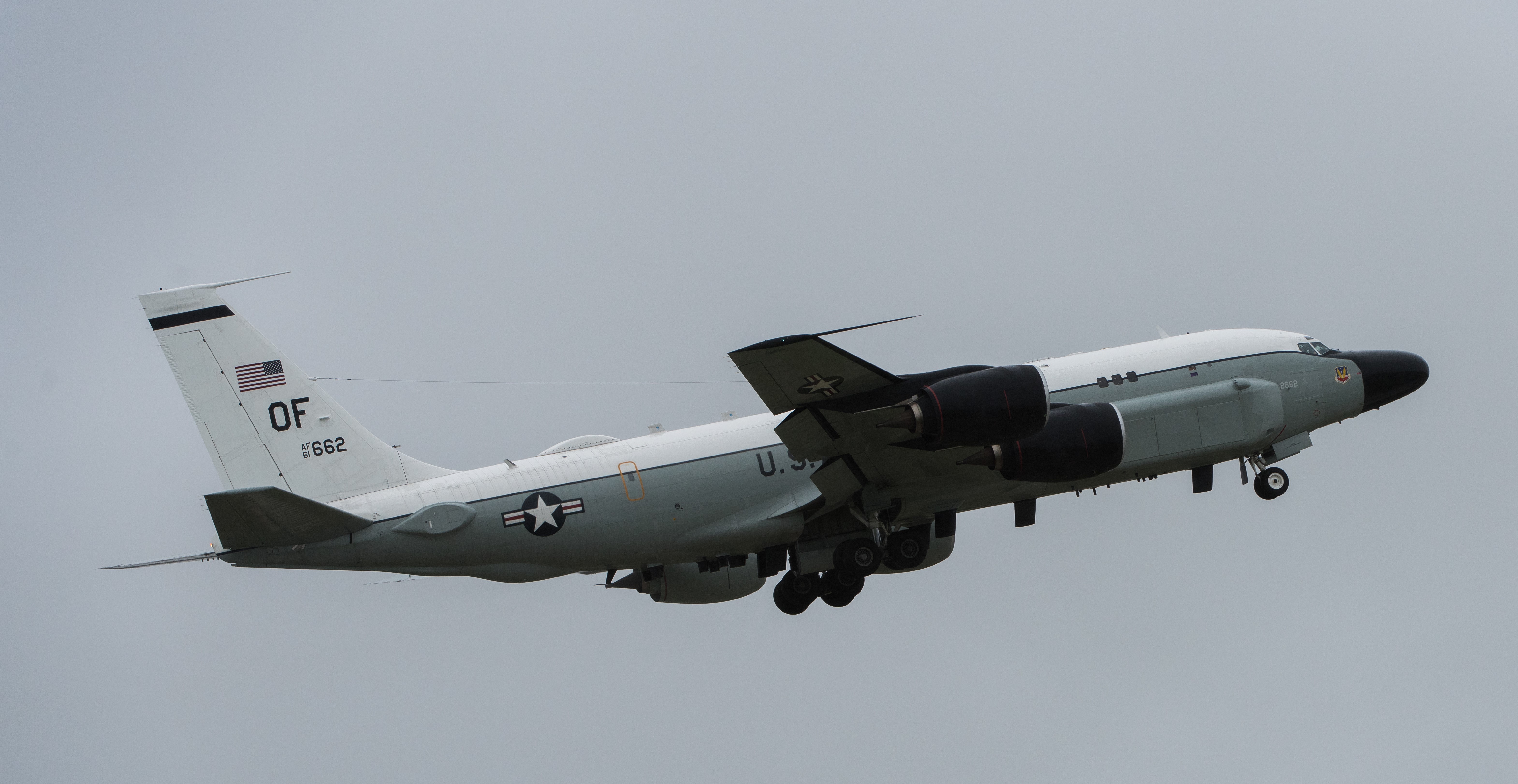 美國RC-135電偵機，出現在廣東外海附近。圖/取自美國空軍網站