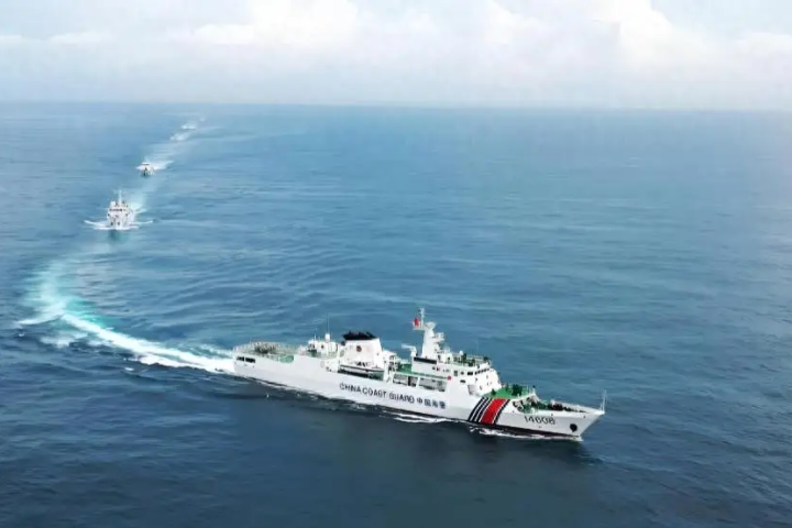台灣「後門」變新戰場！彭博揭陸海警東進太平洋　大宗商品航運量竟超越台海