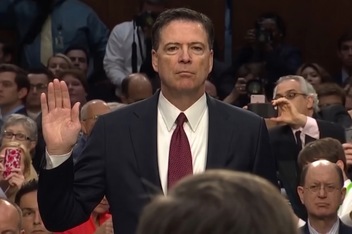 貼「86 47」貝殼照被解讀威脅川普　FBI前局長柯米又遭起訴