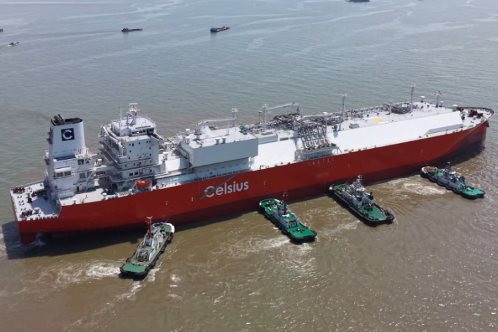 陸最大LNG船「喬治敦號」下水震動全球　韓造船防線恐遭連根拔起
