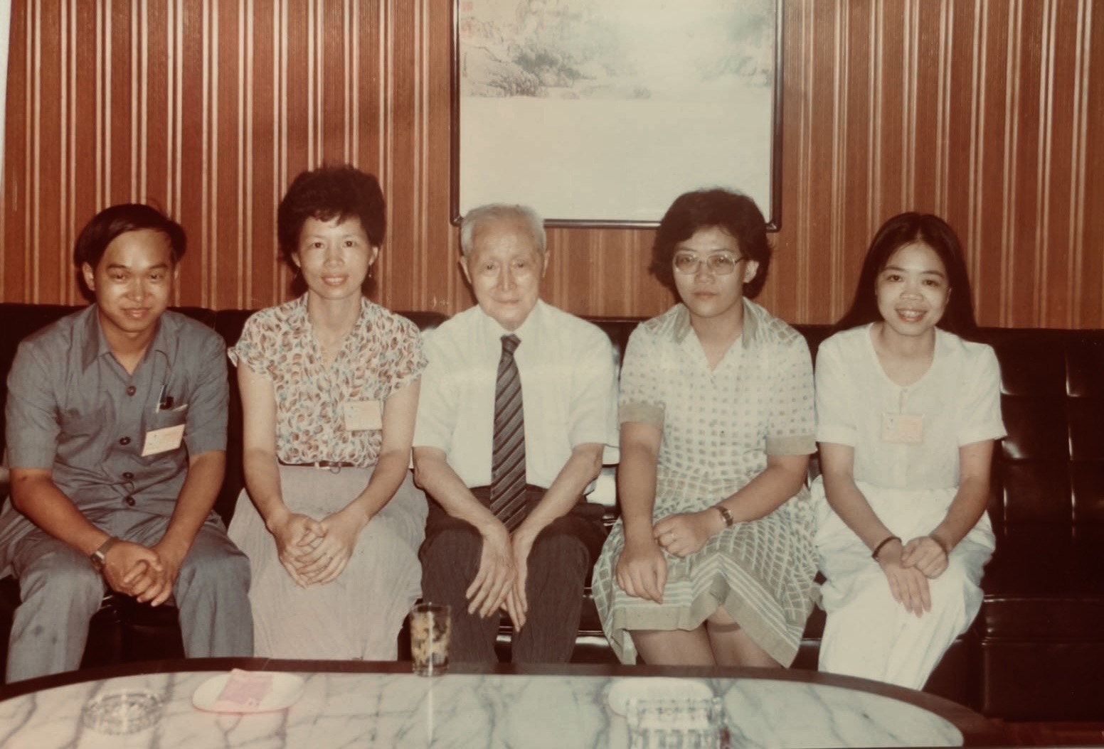 陳立夫先生（中）。圖/作者提供