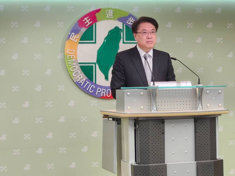 民進黨祕書長林右昌19日向日媒表示，台灣願意在排除中國的全球供應鏈中扮演重要角色。圖/中央社