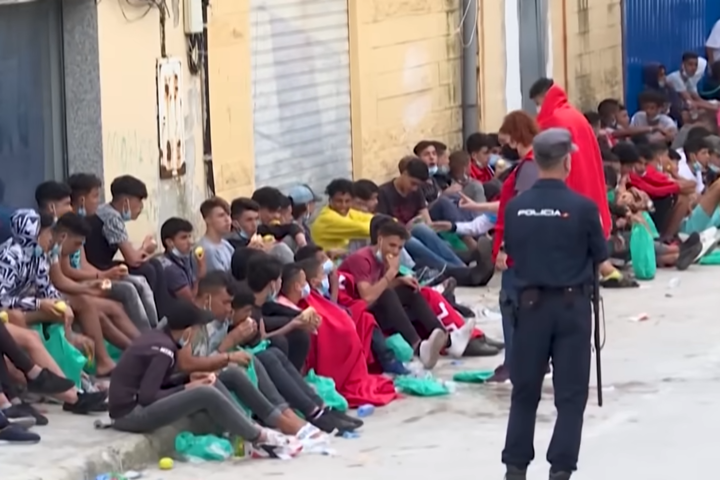 逆全球趨勢　西班牙頒布法令助50萬無證移民合法居留