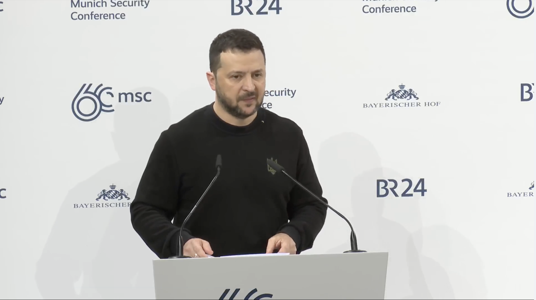 澤倫斯基在慕尼黑安全會議發表演講。圖/取自Володимир Зеленський臉書