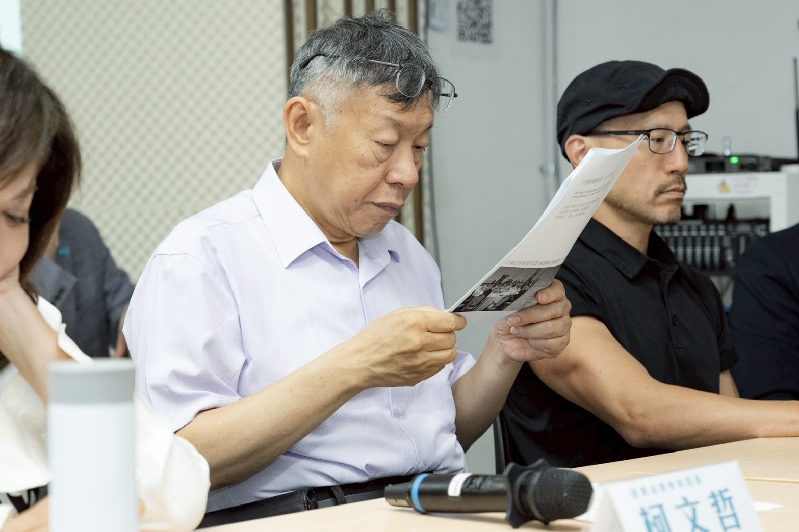 再度狂轟蔡壁如　柯文哲：快要氣死
