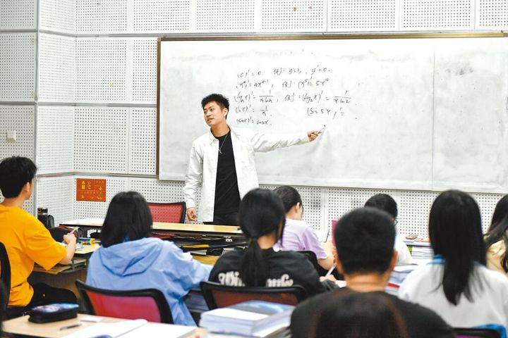 大陸大學掀院系重組潮　逾200所新學院成立　人工智慧最熱門