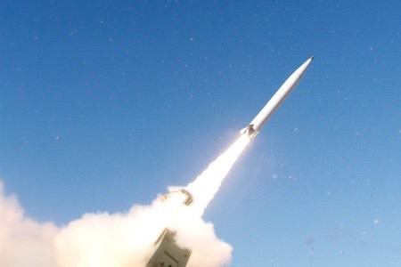 台灣軍方也向美國訂購了海馬斯火箭系統。 圖/取自美國陸軍官網