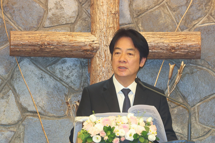 打臉劉世芳　他揭賴清德就職「放棄國籍」飆千人　去年6.4萬移往海外