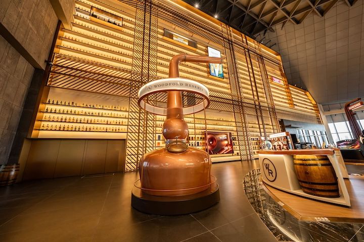 海南封關啟動　免稅銷售連日破億　連帶推動旅遊熱潮