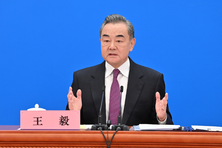 王毅：堅決反對日本領導人涉台問題干涉中國內政