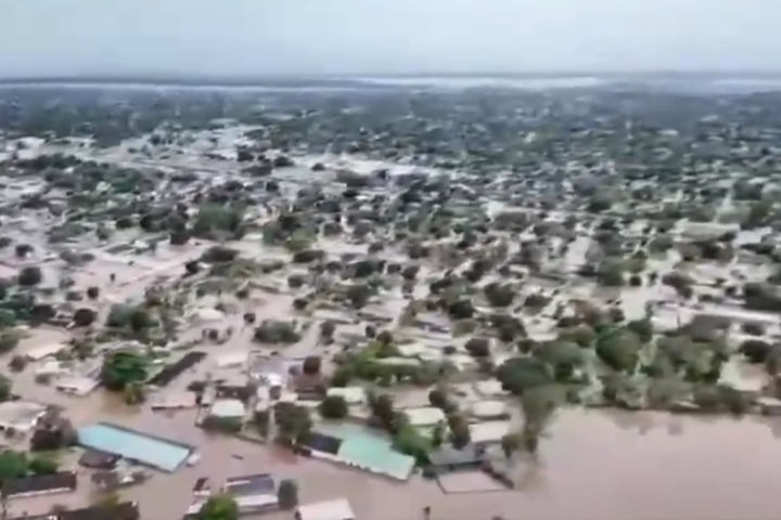 暴雨洪水奪30命致數千屋損　南非宣布進入國家災難狀態