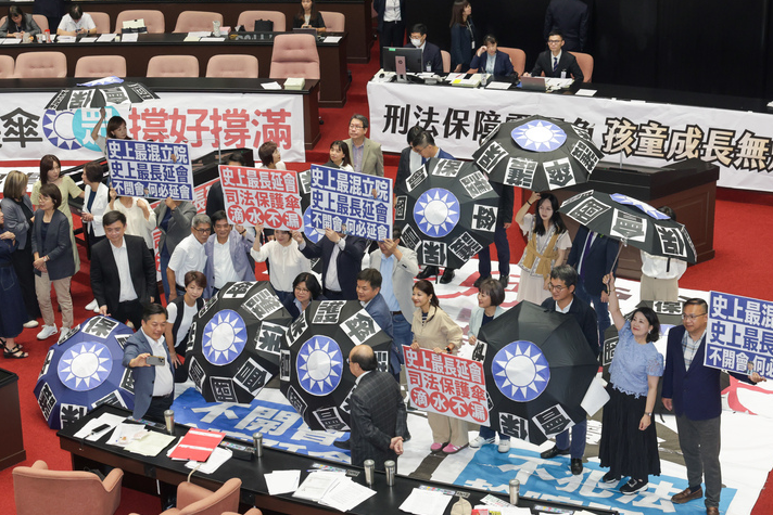 「剴剴案」推動修法  立院三讀通過 加重虐童致死最重死刑 