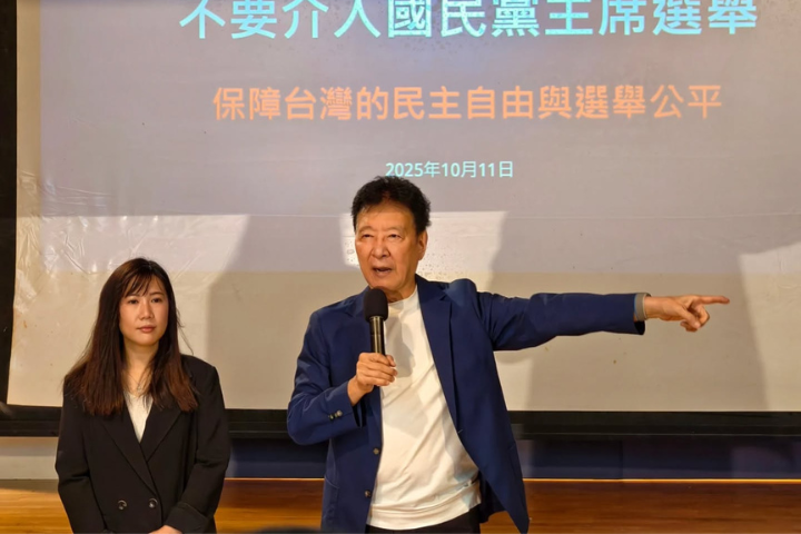 大陸網軍介選？邱毅批趙少康「砸了政治金童招牌」：反讓綠營得利