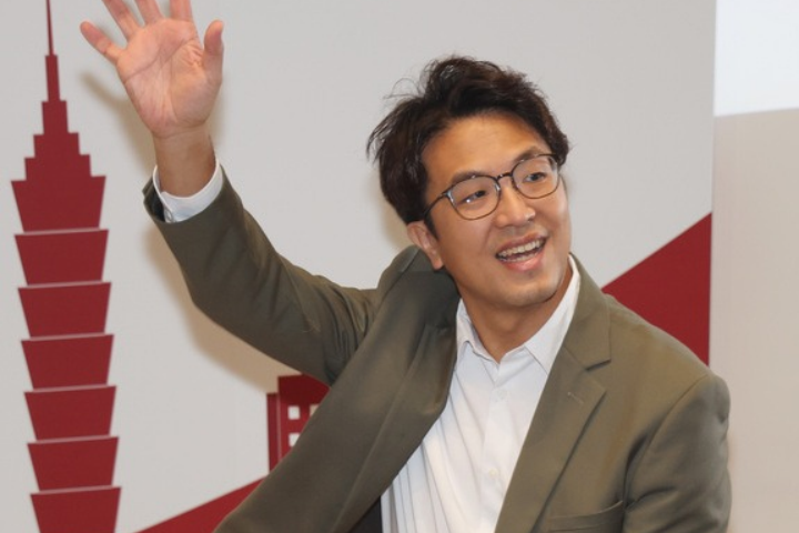 扇子印「洋流」...台中浩天宮澄清　林佳新：已經造成廟方困擾