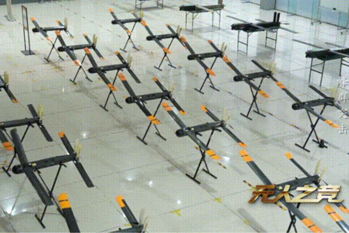 陸曝光「阿特拉斯」無人機蜂群系統　一車48彈、3秒一發