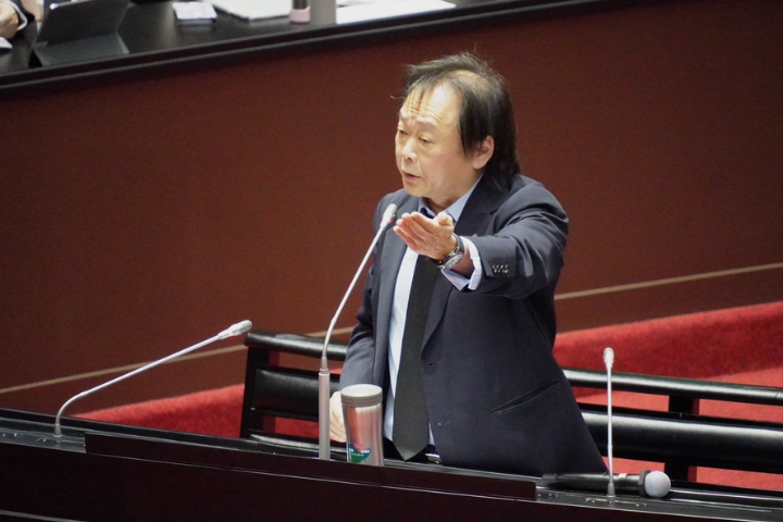 王世堅「從從容容」上榜！ 陸2025十大流行語出爐 第1名竟是這兩字