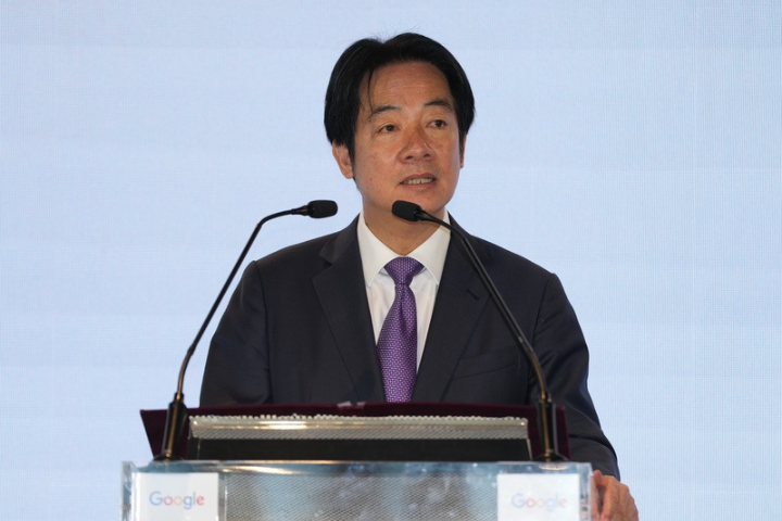 賴總統史觀又混亂了！紀念黃百韜挨批消費國軍烈士：只談剿共不提抗日