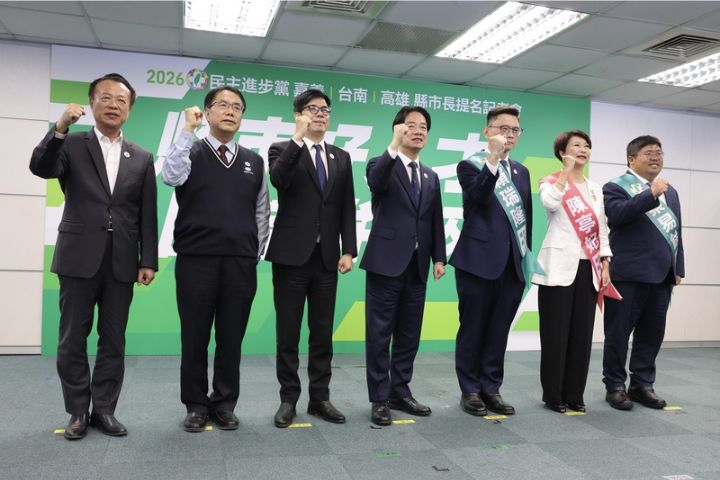 【梅花專論】民進黨以逸待勞　藍白合作要加油！