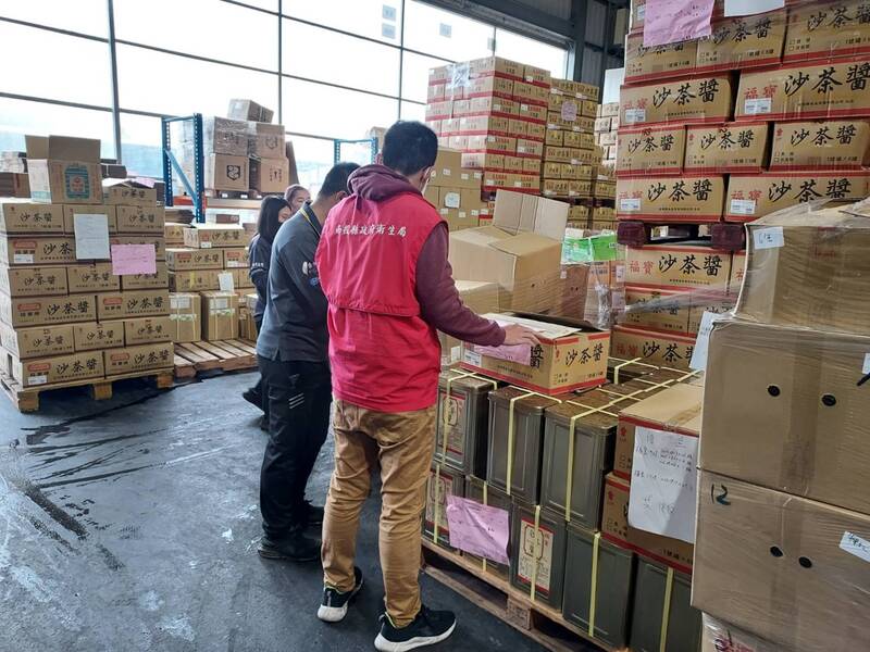蘇丹紅風暴襲捲全台，顯示小英總統提出的「食安五環」策破綻百出。圖／中央社