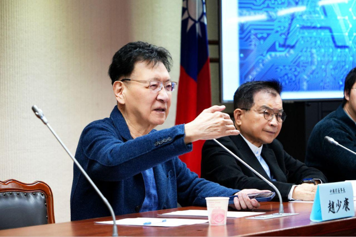 「賺紅錢」名單曝光！不只沈伯洋 趙少康點名6綠營親屬赴陸撈金