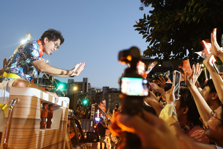 【李其澤專欄】十七個百分點的政治：信民民調如何建構「洋流」敘事