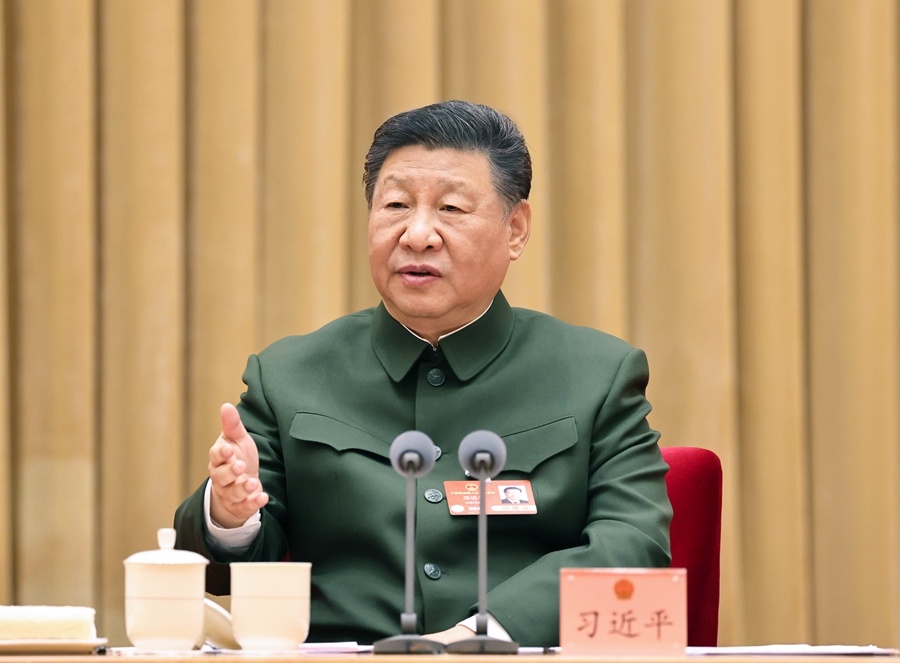 中共總書記、軍委主席習近平7日下午出席十四屆全國人大三次會議解放軍和武警部隊代表團全體會議並發表重要講話。圖／取自新華社