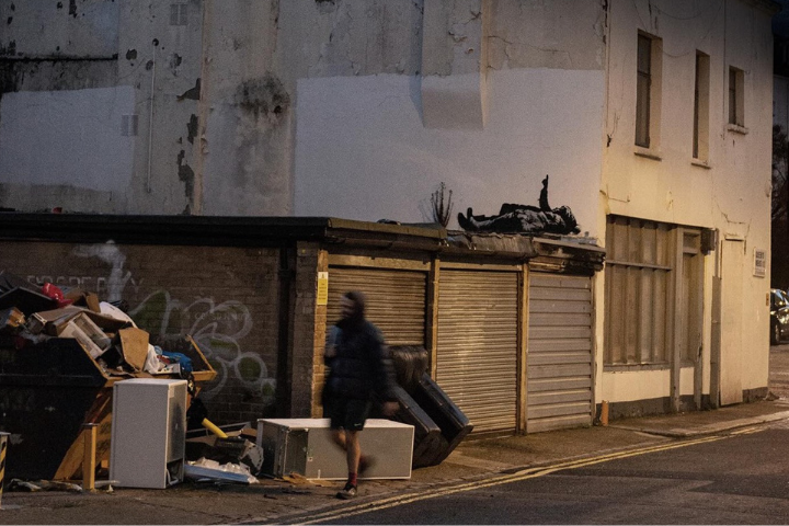 班克西在ig帳號證實，出現在倫敦西區貝斯沃特皇后巷的壁畫，出自他之手。圖/取自Banksy ig