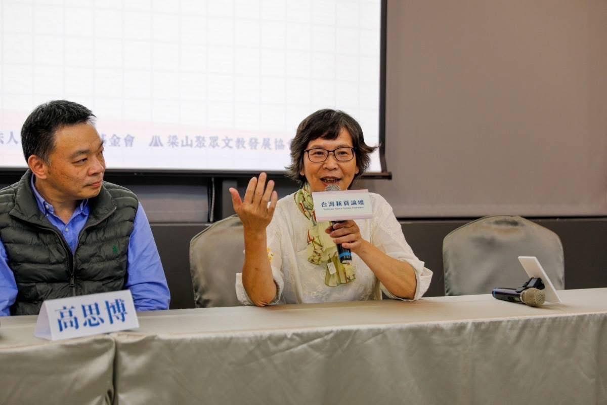 台中市政顧問蔡壁如（右）宣布參選民眾黨中央委員。圖取自蔡壁如臉書