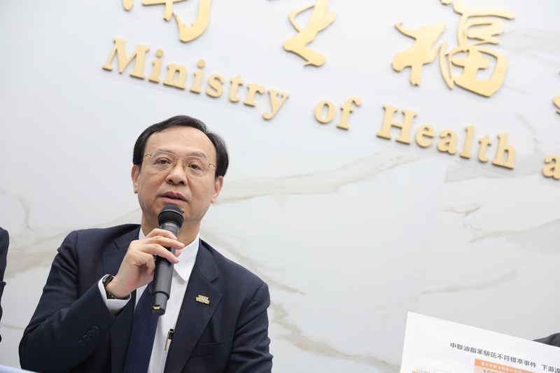 【毒油風暴】石崇良又改口：20%以下產品全面預防性下架　黃國昌批：朝令夕改、荒腔走板
