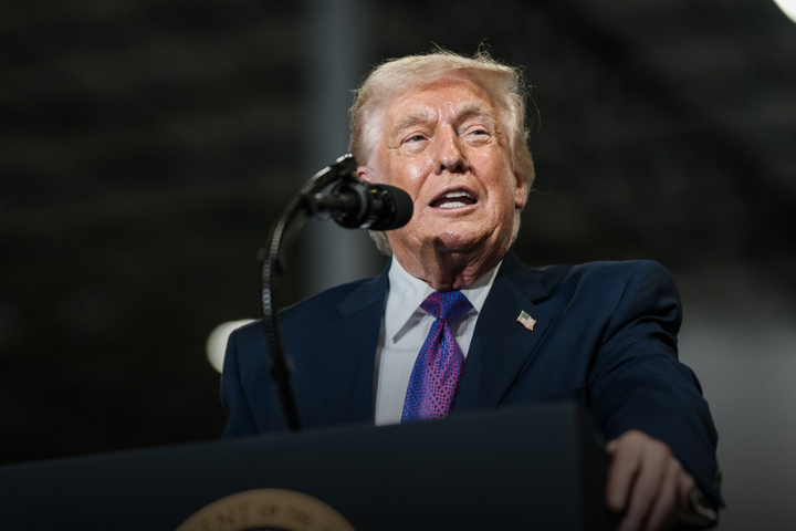 【伊朗危機】川普：伊朗自認已陷「崩潰狀態」　促盡快開放荷姆茲海峽