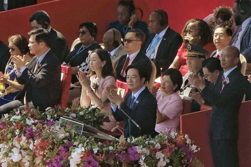 聽賴、韓兩人的國慶致詞　我們不是一國的