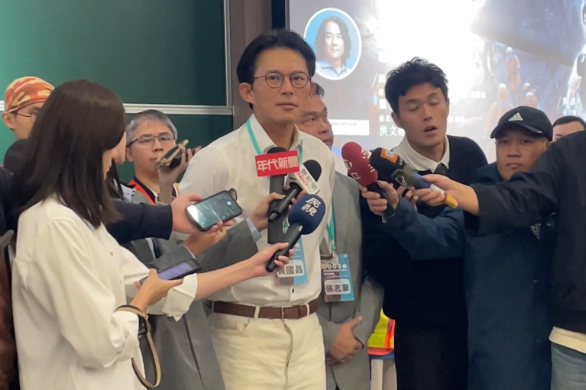 賴清德稱願到國會國情報告　黃國昌：2024還騙票說願意接受諮詢