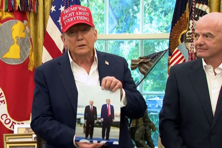 川普在白宮懸掛與普丁合照惹議　俄特使：勝過千言萬語