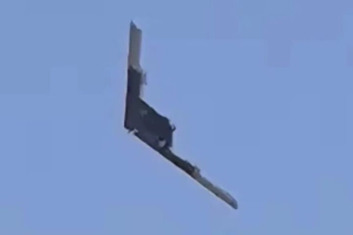 大陸新款WZ-X隱形無人機飛行照曝光　特殊機翼設計揭密
