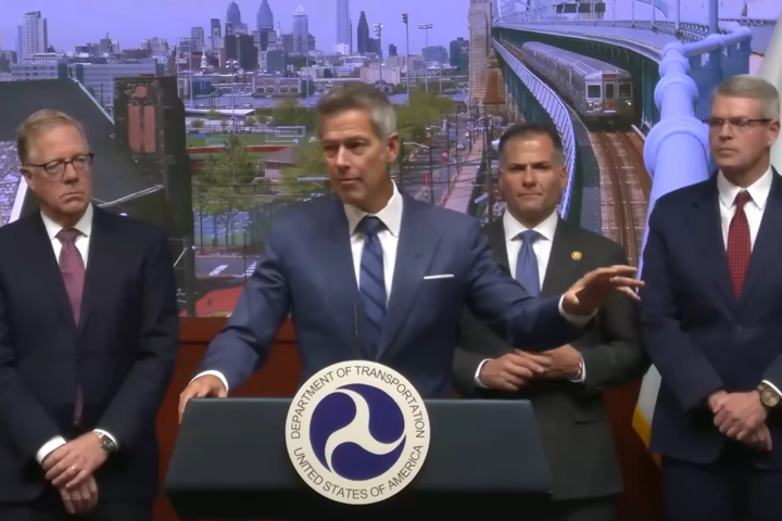 美交通部長警告　若政府停擺持續下周恐關閉部分空域