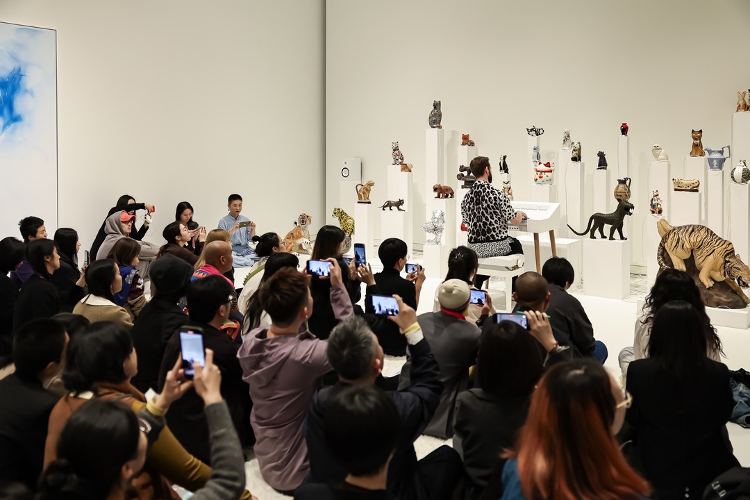 杭州天目里美術館去年底的策展至今年2月結束，當時吸引了不少參展者與會，但現在光景似已散去。圖／取自99藝術網