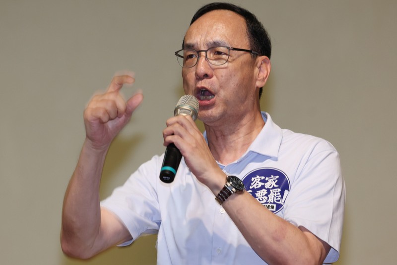 藍軍整隊！搶下726前一晚凱道路權 朱立倫：接下來周周有反惡罷活動