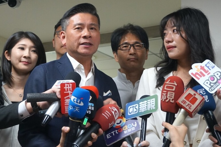 藍營激戰區北市松信初選　李明璇、許原榮出線　楊智伃落敗哭了