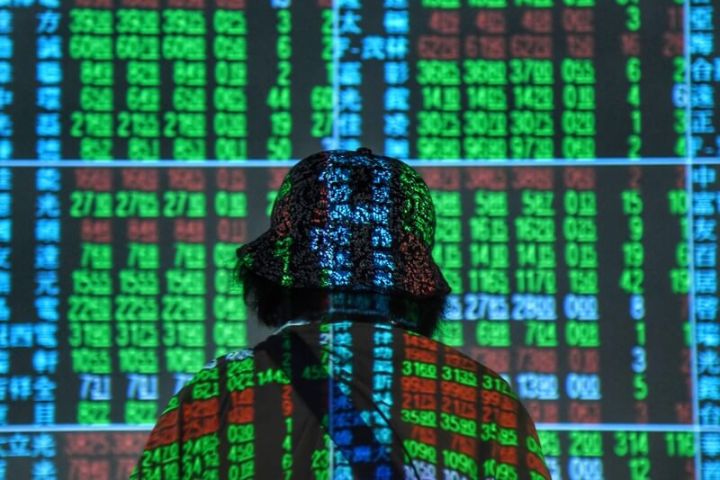 憂美將降息　台股崩跌991點史上第6慘　台積電市值蒸發1.8兆