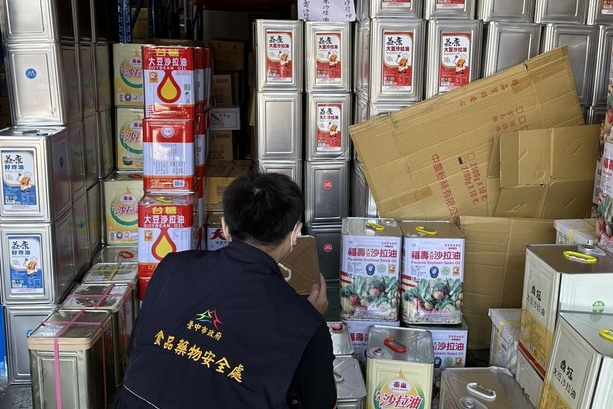 【毒油風暴】中聯第4、5批問題油流向曝光！達美樂、路易莎、頂呱呱均入列