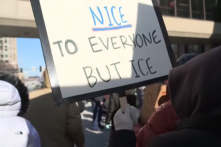 路透民調：川普移民政策支持度跌至歷史新低　近6成認為執法過頭