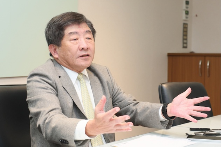 「藥事法」及「藥害救濟法」研擬修法，行政院政務委員陳時中（圖）3日在行政院說明修法相關議題重點，並提及衛福部提出的「國家藥物韌性整備計畫」。圖/中央社