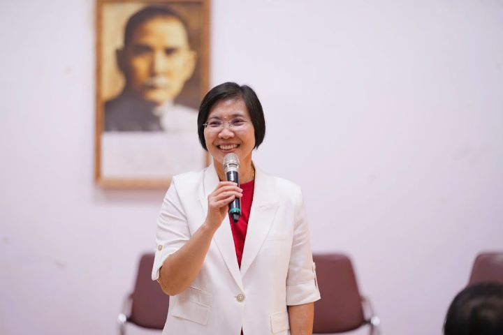 徐欣瑩競辦轟「辦綠就卡彈？」追問鄭朝方胞弟恐嚇案：要不要出面說明？