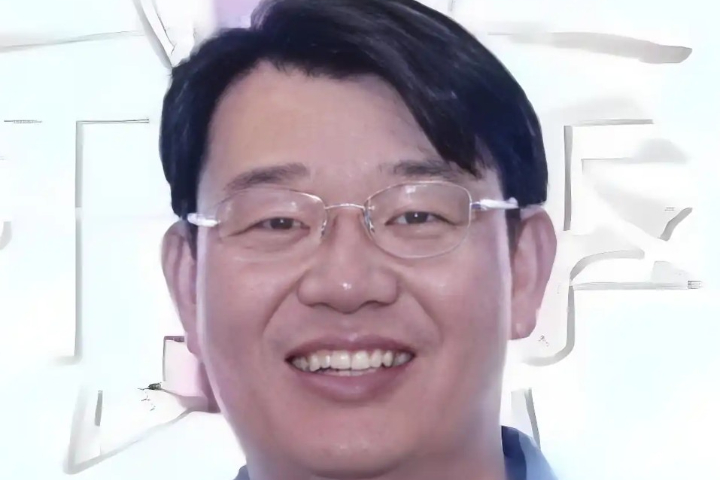 楊郊紅涉貪遭查,不僅被開除中共黨籍,違紀所得也將被追繳。圖/取自微博