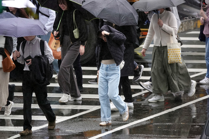 鋒面今發威全台有雨　中部以北、東部嚴防短時強降水