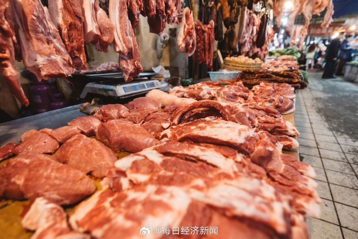 菜比肉貴！大陸豬價跌至8年新低　養殖戶陷全面虧損